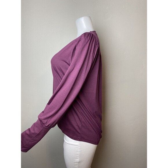 F. Sundance Top M Red Blouse Long Sleeve V Neck High Low NWT $78 - Picture 6 of 11